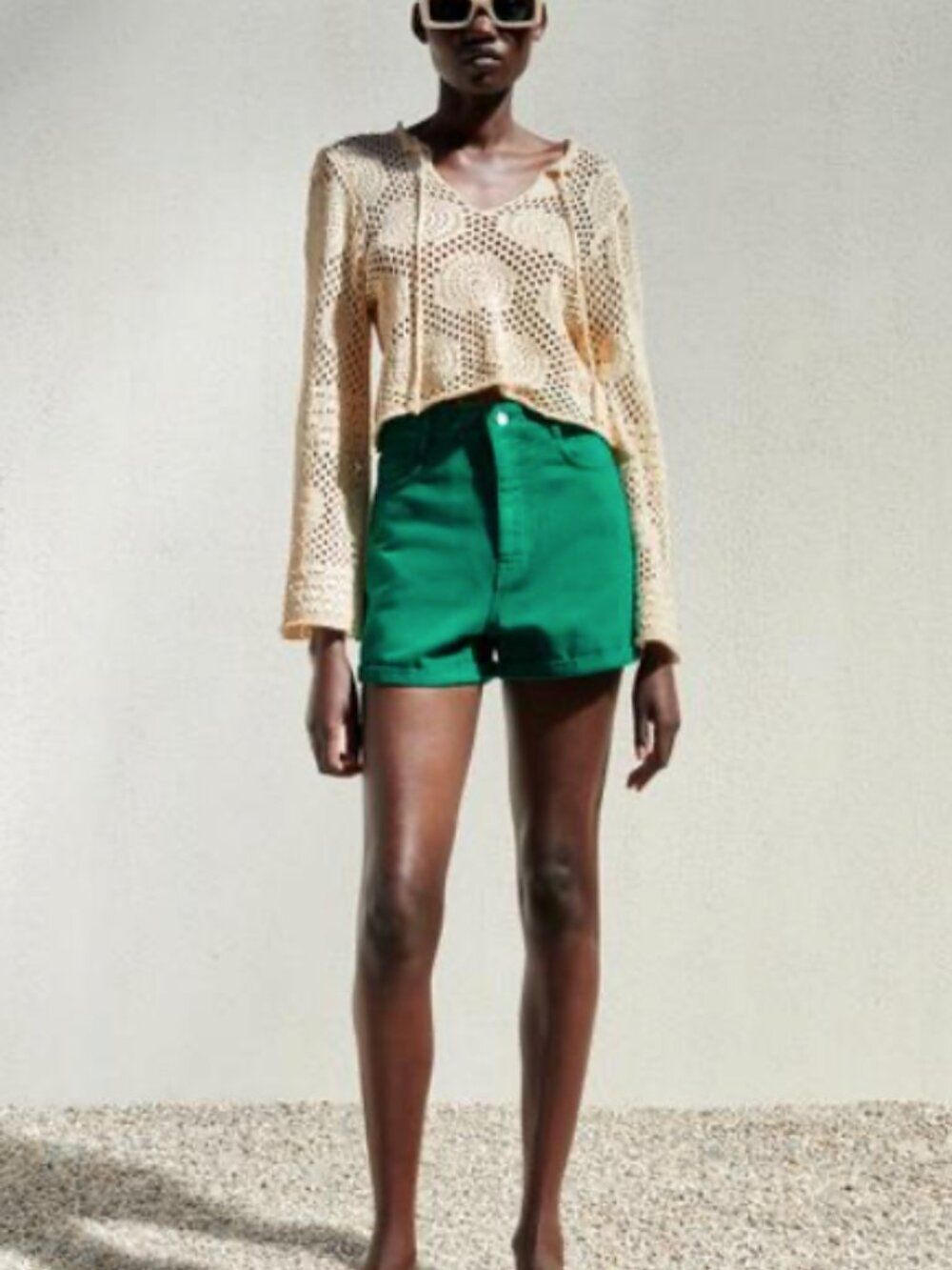 CLOSET CLEANOUT! Zara mom short - green